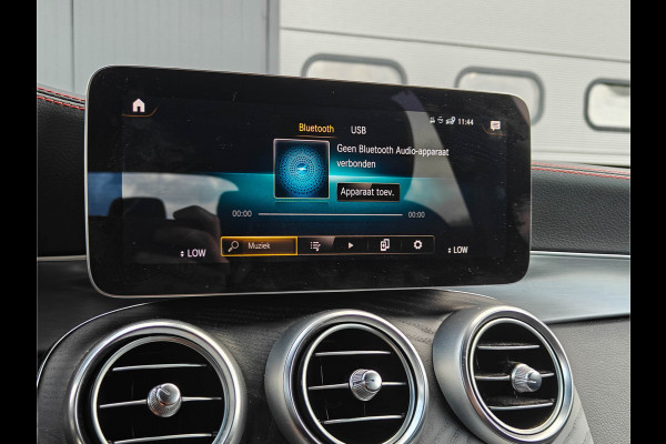 Mercedes-Benz GLC 300e 4MAtic Panorama Sportpakket AMG LinePlus DAB
