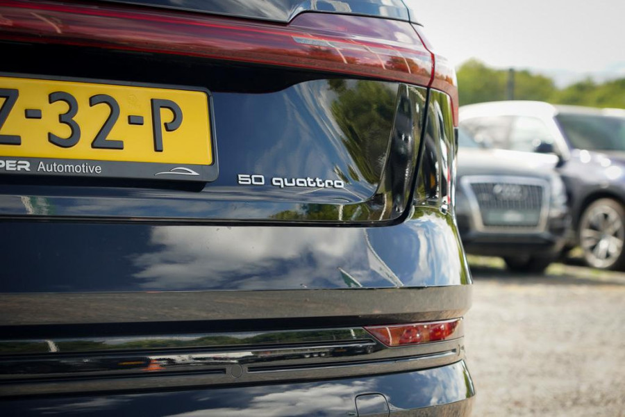 Audi e-tron Sportback 50 quattro Business edition Plus 71 kWh / Adaptive Cruise / 20'' / S-Line / Luchtvering