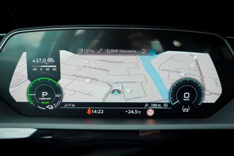 Audi e-tron Sportback 50 quattro Business edition Plus 71 kWh / Adaptive Cruise / 20'' / S-Line / Luchtvering