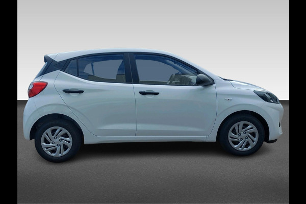 Hyundai i10 1.0 Comfort VAN: €20.995 VOOR: €20.195