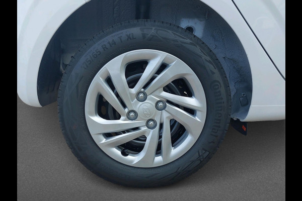 Hyundai i10 1.0 Comfort VAN: €20.995 VOOR: €20.195
