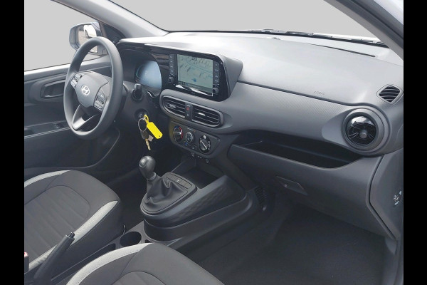 Hyundai i10 1.0 Comfort VAN: €20.995 VOOR: €20.195