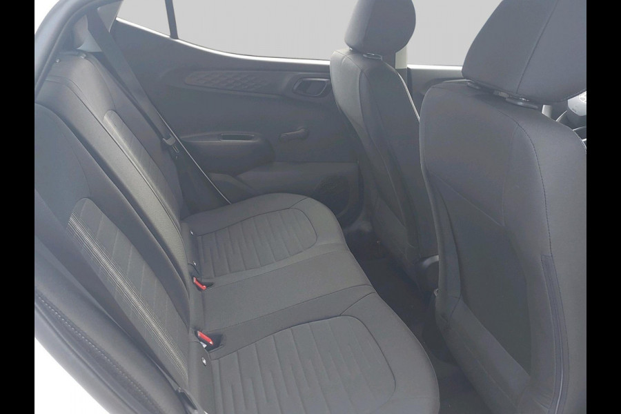 Hyundai i10 1.0 Comfort VAN: €20.995 VOOR: €20.195