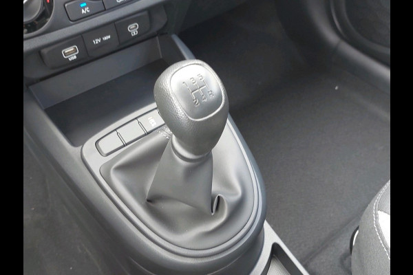 Hyundai i10 1.0 Comfort VAN: €20.995 VOOR: €20.195