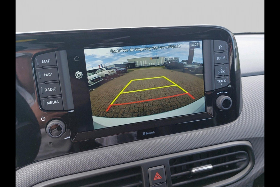 Hyundai i10 1.0 Comfort VAN: €20.995 VOOR: €20.195