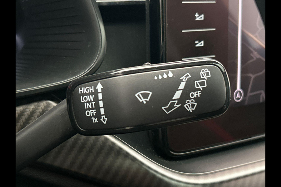 Škoda Kamiq 1.5 TSI ACT Monte Carlo Pano/dak Adaptieve/Cruise Camera Apple/Carplay