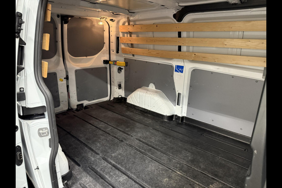 Ford Transit Custom 280 2.0 TDCI L1H1 Trend Automaat Navi DAB Parkeersensoren Airco Camera Carplay Ford Transit Custom 280 2.0 TDCI L1H1 Trend Automaat Navi DAB Parkeersensoren Airco Camera Carplay