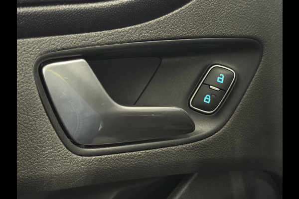 Ford Transit Custom 280 2.0 TDCI L1H1 Trend Automaat Navi DAB Parkeersensoren Airco Camera Carplay Ford Transit Custom 280 2.0 TDCI L1H1 Trend Automaat Navi DAB Parkeersensoren Airco Camera Carplay