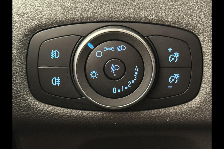 Ford Transit Custom 280 2.0 TDCI L1H1 Trend Automaat Navi DAB Parkeersensoren Airco Camera Carplay Ford Transit Custom 280 2.0 TDCI L1H1 Trend Automaat Navi DAB Parkeersensoren Airco Camera Carplay