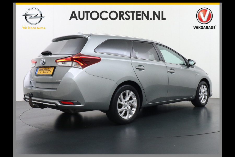 Toyota Auris Touring Sports 1.8I Hybrid 136PK Navi Ecc Camera Trekhaak Cruise Control DAB Keyless Dynamic Go Lane Assist Regen-Lichtsensor Bluetooth Lmv 16" Privacy Glas Isofix Dealeronderhouden Origineel Nederlandse Auto