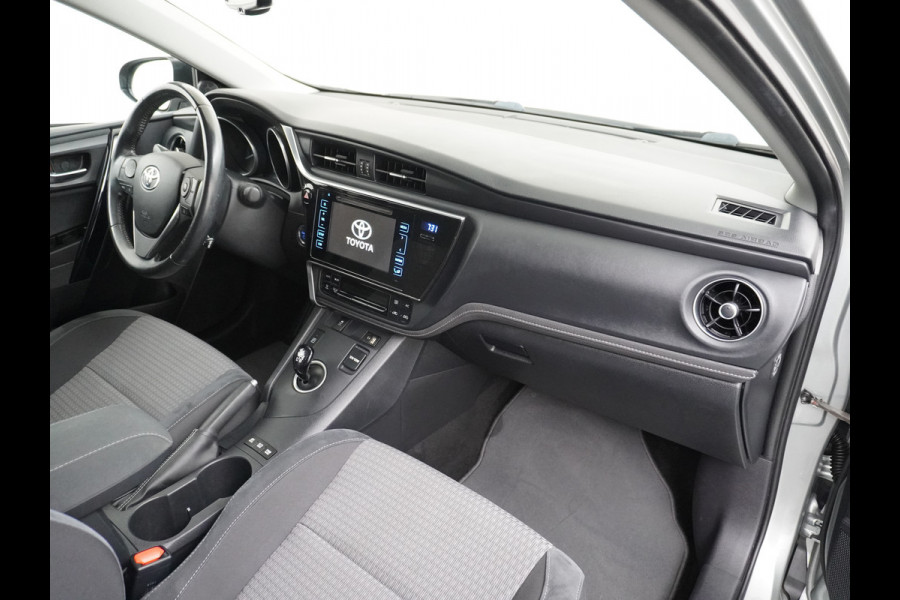 Toyota Auris Touring Sports 1.8I Hybrid 136PK Navi Ecc Camera Trekhaak Cruise Control DAB Keyless Dynamic Go Lane Assist Regen-Lichtsensor Bluetooth Lmv 16" Privacy Glas Isofix Dealeronderhouden Origineel Nederlandse Auto