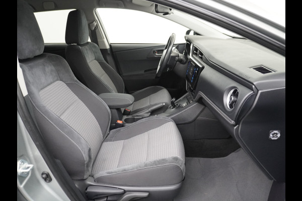 Toyota Auris Touring Sports 1.8I Hybrid 136PK Navi Ecc Camera Trekhaak Cruise Control DAB Keyless Dynamic Go Lane Assist Regen-Lichtsensor Bluetooth Lmv 16" Privacy Glas Isofix Dealeronderhouden Origineel Nederlandse Auto