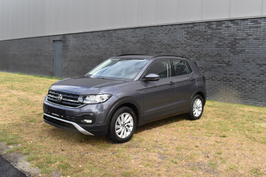 Volkswagen T-Cross 1.0 TSI Life Automaat Stoelverwarming Parkeersensoren.