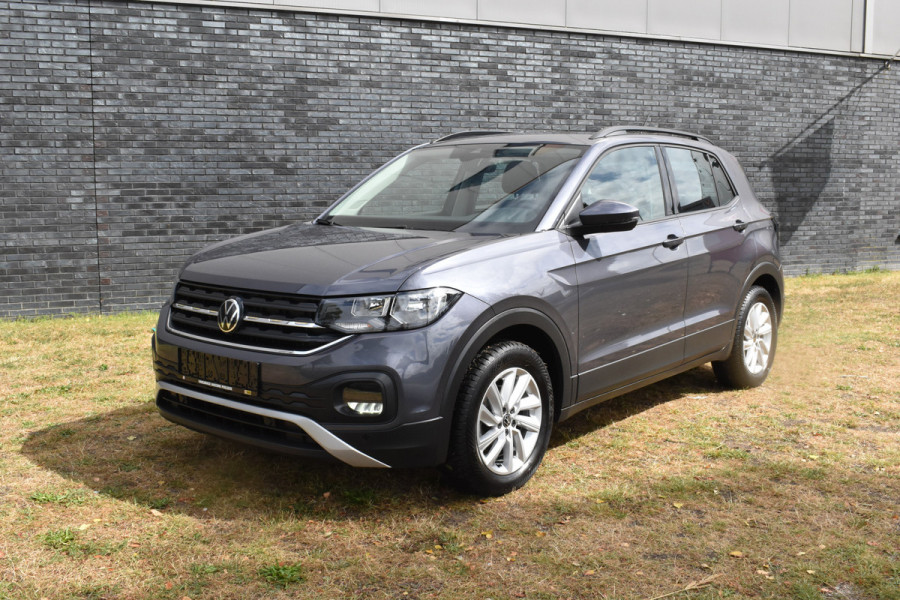 Volkswagen T-Cross 1.0 TSI Life Automaat Stoelverwarming Parkeersensoren.