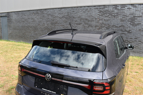 Volkswagen T-Cross 1.0 TSI Life Automaat Stoelverwarming Parkeersensoren.