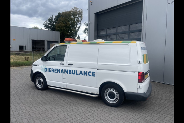 Volkswagen Transporter 2.0 TDI 150PK DSG Dierenambulance