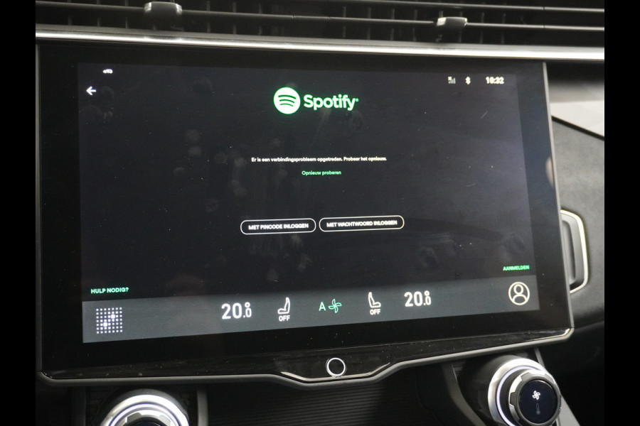 Lynk & Co 01 1.5T PHEV AUT-7 261pk Pano-Schuif-K-dak 20" 360°Camera Apple Carplay Android Auto Adap.-Cruise Navi Pdc Ecc Keyless Led Plug-In  Elek.Memory.Verwarmde.Stoel(en) File assistent Dodehoek detector Elek. Bedienbare Achterklep Rijstrooksensor Wifi Verkeersbord detectie 425Nm koppel 3,6kw laadvermogen Euro 6 Hybride Benzine / Elektrisch rijden 1.800kg trekvermogen