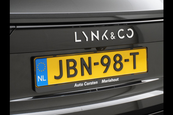Lynk & Co 01 1.5T PHEV AUT-7 261pk Pano-Schuif-K-dak 20" 360°Camera Apple Carplay Android Auto Adap.-Cruise Navi Pdc Ecc Keyless Led Plug-In  Elek.Memory.Verwarmde.Stoel(en) File assistent Dodehoek detector Elek. Bedienbare Achterklep Rijstrooksensor Wifi Verkeersbord detectie 425Nm koppel 3,6kw laadvermogen Euro 6 Hybride Benzine / Elektrisch rijden 1.800kg trekvermogen