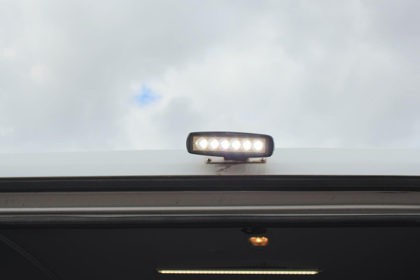 Ford Transit 350 2.0 TDCI L2H2 Trend SORTIMO, Navigatie, Camera, Flits verlichting, Powerstation 3500W, Standkachel motor en interieur