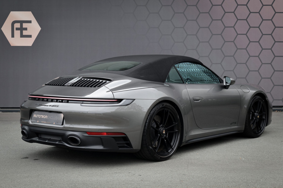 Porsche 911 Cabrio 3.0 Carrera 4 GTS | NP 255.996,- | ACHTERASBESTURING | ADAPTIVE SPORTSTOELLEN PLUS | DECOR MAT CARBON | LICHT DESIGN PACK