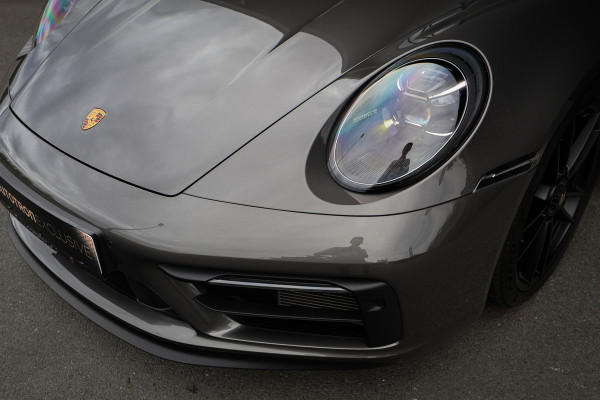 Porsche 911 Cabrio 3.0 Carrera 4 GTS | NP 255.996,- | ACHTERASBESTURING | ADAPTIVE SPORTSTOELLEN PLUS | DECOR MAT CARBON | LICHT DESIGN PACK