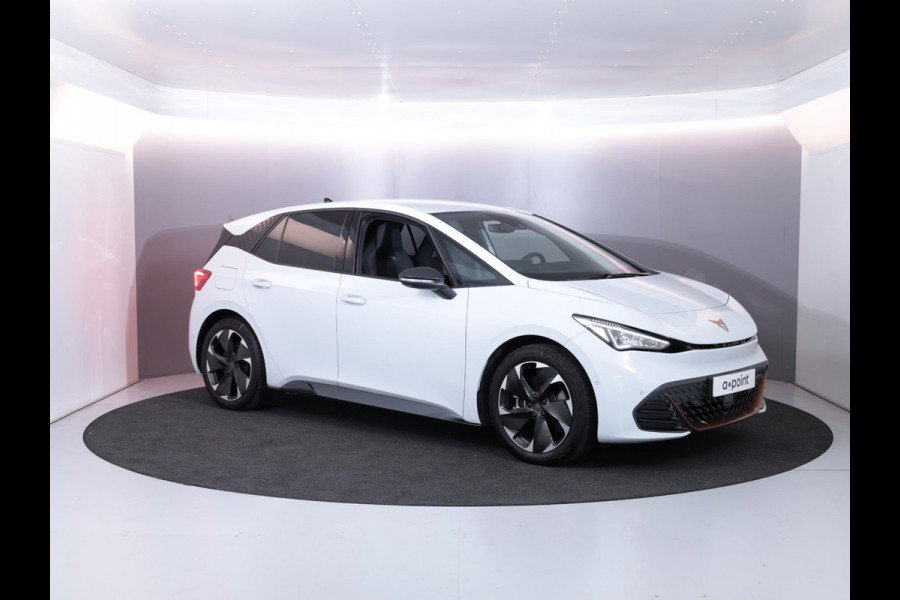 CUPRA Born Adrenaline 62 kWh 230 pk | Navigatie | Parkeersensoren (Park assist) | Rondomzicht camera | LED koplampen | Stoelverwarming | BEATS audio system |