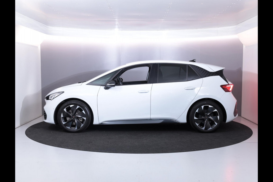CUPRA Born Adrenaline 62 kWh 230 pk | Navigatie | Parkeersensoren (Park assist) | Rondomzicht camera | LED koplampen | Stoelverwarming | BEATS audio system |