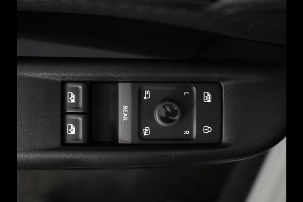 CUPRA Born Adrenaline 62 kWh 230 pk | Navigatie | Parkeersensoren (Park assist) | Rondomzicht camera | LED koplampen | Stoelverwarming | BEATS audio system |
