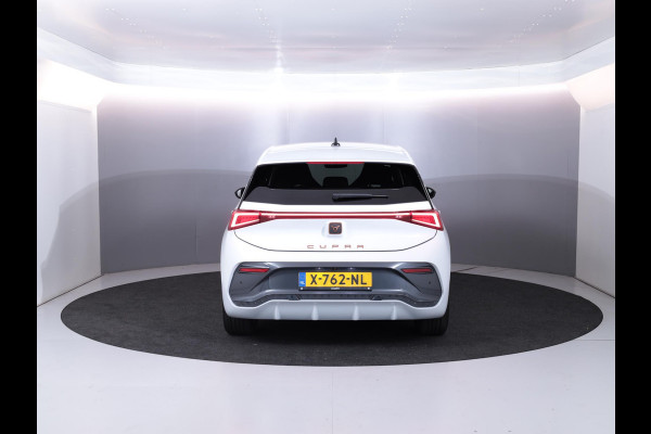 CUPRA Born Adrenaline 62 kWh 230 pk | Navigatie | Parkeersensoren (Park assist) | Rondomzicht camera | LED koplampen | Stoelverwarming | BEATS audio system |