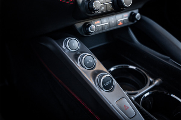 Ferrari GTC4 Lusso T 3.9 V8 - Nero Daytona | Passenger Display | Lift | Stoelkoeling | Memory Ferrari GTC4 Lusso T 3.9 V8 - Nero Daytona | Passenger Display | Lift | Stoelkoeling | Memory