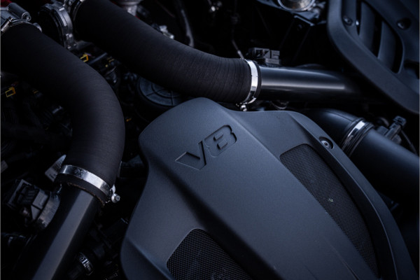 Ferrari GTC4 Lusso T 3.9 V8 - Nero Daytona | Passenger Display | Lift | Stoelkoeling | Memory Ferrari GTC4 Lusso T 3.9 V8 - Nero Daytona | Passenger Display | Lift | Stoelkoeling | Memory