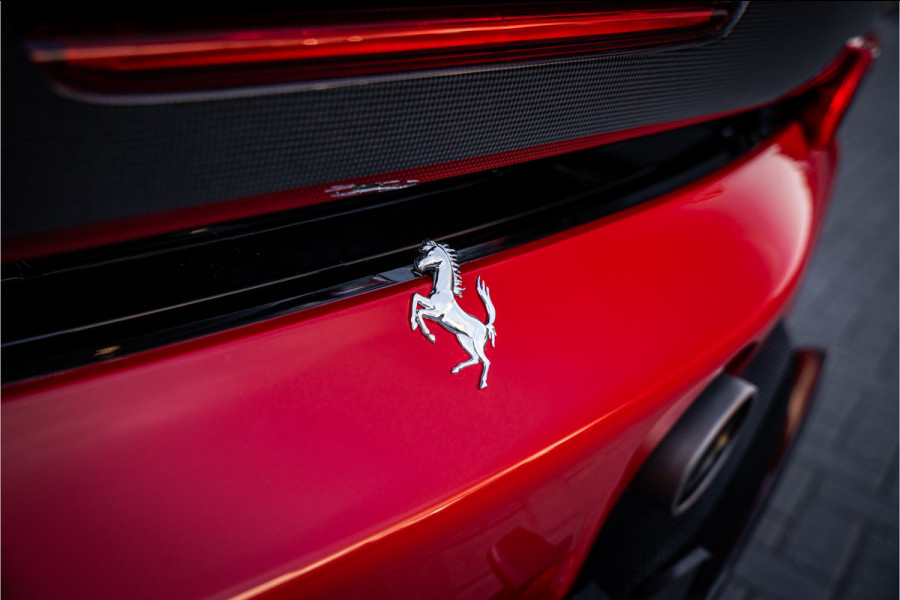 Ferrari SF90 Stradale 4.0 V8 Assetto Fiorano - Carbon | Alcantara | Carplay