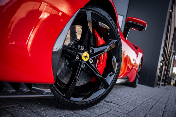 Ferrari SF90 Stradale 4.0 V8 Assetto Fiorano - Carbon | Alcantara | Carplay