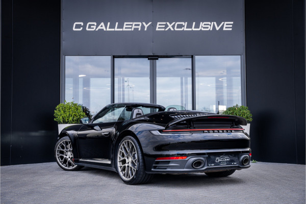 Porsche 911 992 Cabrio 3.0 Carrera 4 S - Sport Chrono l Sport Design l Dealer onderhouden