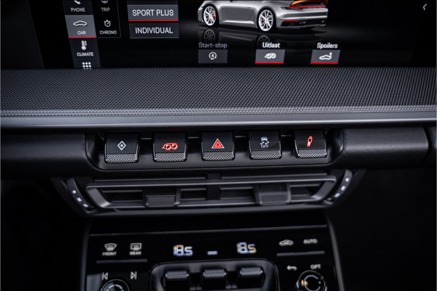 Porsche 911 992 Cabrio 3.0 Carrera 4 S - Sport Chrono l Sport Design l Dealer onderhouden