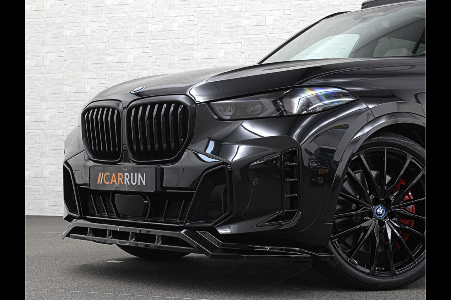 BMW X5 50e M-Sport Pro Performance | 360 View | Massage & Ventilatie | ACC | Individual Leder | Pano | Head-Up | 22'' | Stoelverwarming V+A | Laser-LED | 2x Memory | Keyless-Entry | Trekhaak | Comfortstoelen | Beker Koeling+Verwarming | Stuurverwarming | Zonwering | Carplay | Draadloos Laden |