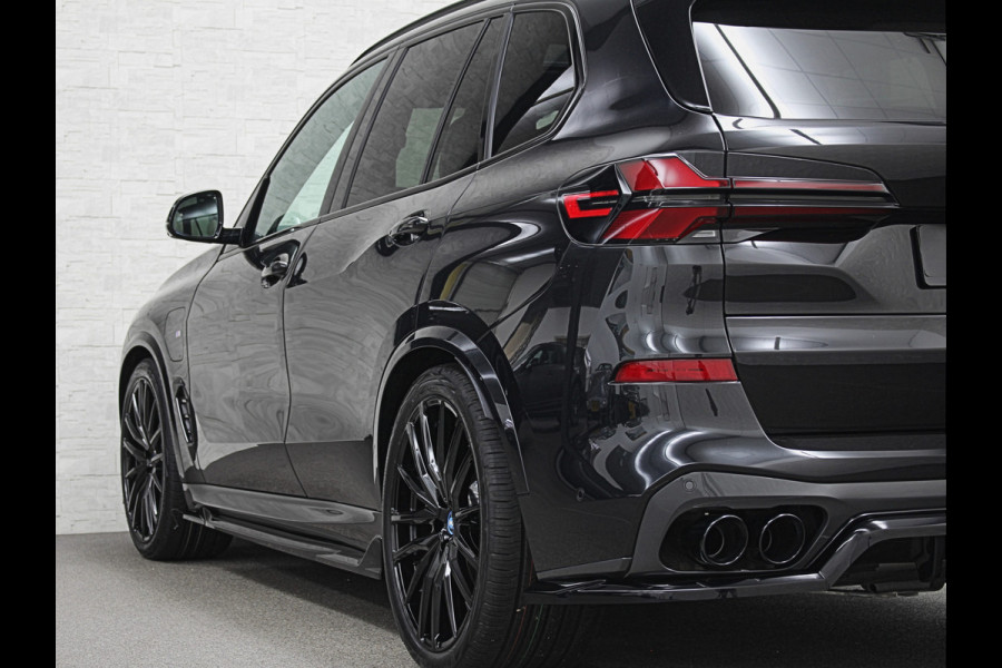 BMW X5 50e M-Sport Pro Performance | 360 View | Massage & Ventilatie | ACC | Individual Leder | Pano | Head-Up | 22'' | Stoelverwarming V+A | Laser-LED | 2x Memory | Keyless-Entry | Trekhaak | Comfortstoelen | Beker Koeling+Verwarming | Stuurverwarming | Zonwering | Carplay | Draadloos Laden |