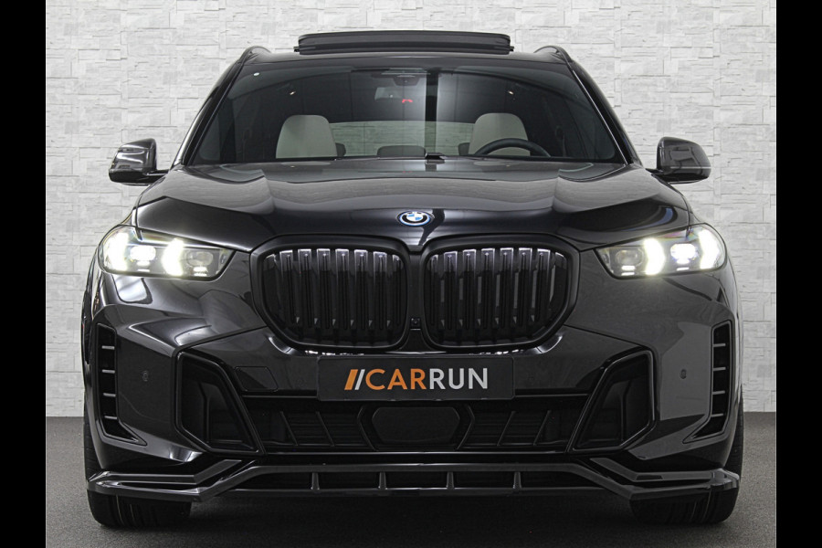 BMW X5 50e M-Sport Pro Performance | 360 View | Massage & Ventilatie | ACC | Individual Leder | Pano | Head-Up | 22'' | Stoelverwarming V+A | Laser-LED | 2x Memory | Keyless-Entry | Trekhaak | Comfortstoelen | Beker Koeling+Verwarming | Stuurverwarming | Zonwering | Carplay | Draadloos Laden |