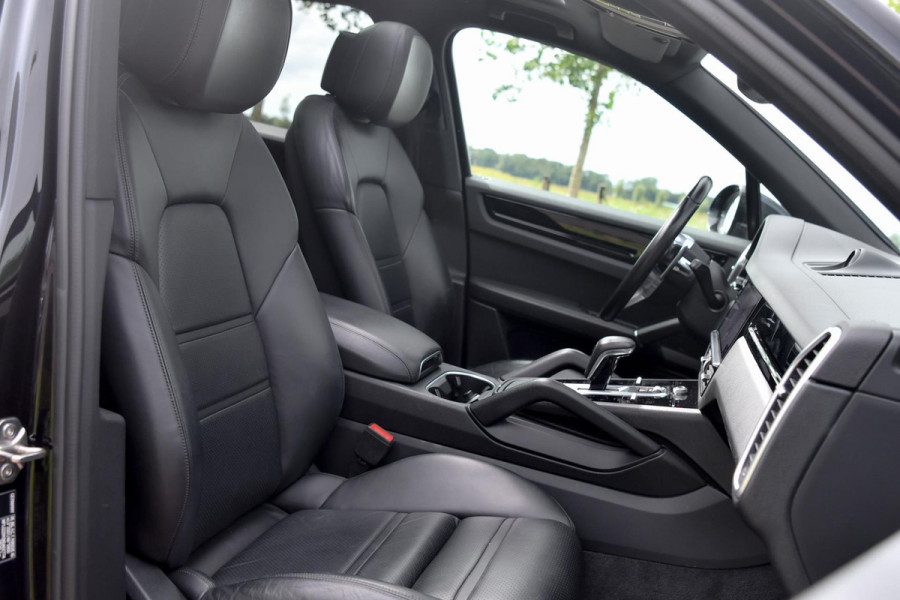 Porsche Cayenne 3.0 V6. Pano, Luchtv, Softclose, ACC, 360, Memory, Dodeh, Bose, Sfeer, Trekhaak, Leder!