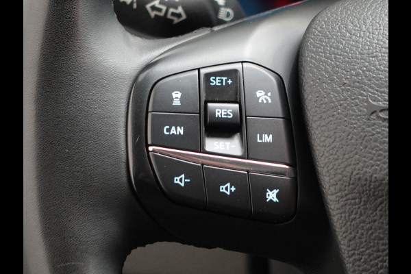 Ford Transit 105pk 2.0 L2H2 Trend Airco Trekhaak Navi Cruise Airco Navi Cruise Control Trekhaak