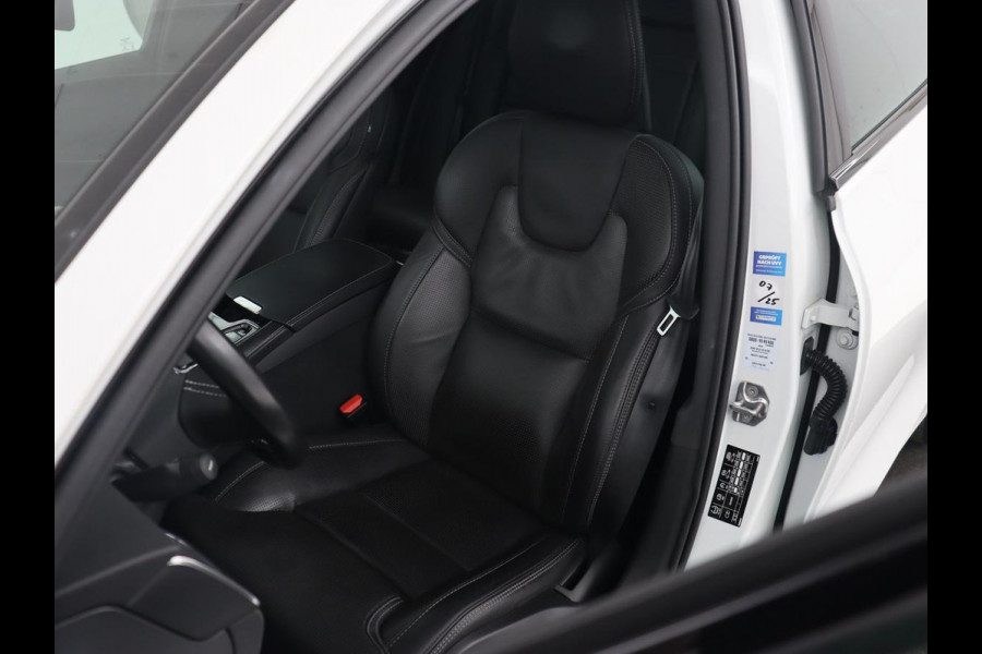 Volvo V60 2.0 T8 Recharge AWD R-Design | Panoramadak | Stoelventilatie | Harman/Kardon | Leder | Carplay | Camera | Memory | Stoelverwarming | Navigatie | PHEV | Plug In