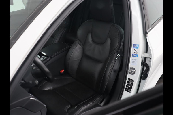 Volvo V60 2.0 T8 Recharge AWD R-Design | Panoramadak | Stoelventilatie | Harman/Kardon | Leder | Carplay | Camera | Memory | Stoelverwarming | Navigatie | PHEV | Plug In