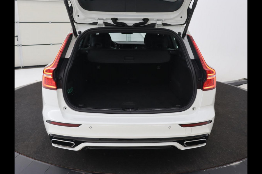 Volvo V60 2.0 T8 Recharge AWD R-Design | Panoramadak | Stoelventilatie | Harman/Kardon | Leder | Carplay | Camera | Memory | Stoelverwarming | Navigatie | PHEV | Plug In