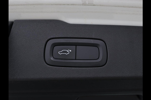 Volvo V60 2.0 T8 Recharge AWD R-Design | Panoramadak | Stoelventilatie | Harman/Kardon | Leder | Carplay | Camera | Memory | Stoelverwarming | Navigatie | PHEV | Plug In