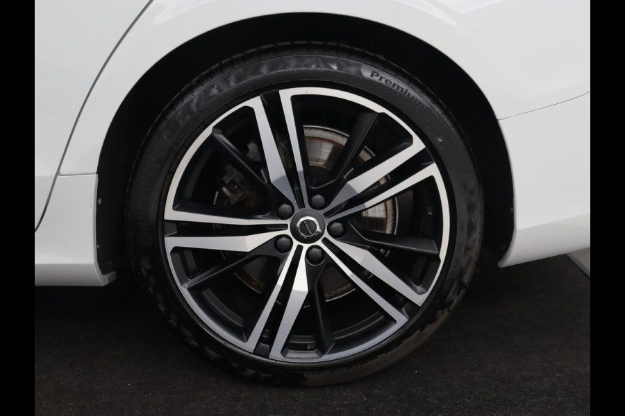 Volvo V60 2.0 T8 Recharge AWD R-Design | Panoramadak | Stoelventilatie | Harman/Kardon | Leder | Carplay | Camera | Memory | Stoelverwarming | Navigatie | PHEV | Plug In