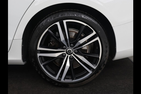 Volvo V60 2.0 T8 Recharge AWD R-Design | Panoramadak | Stoelventilatie | Harman/Kardon | Leder | Carplay | Camera | Memory | Stoelverwarming | Navigatie | PHEV | Plug In