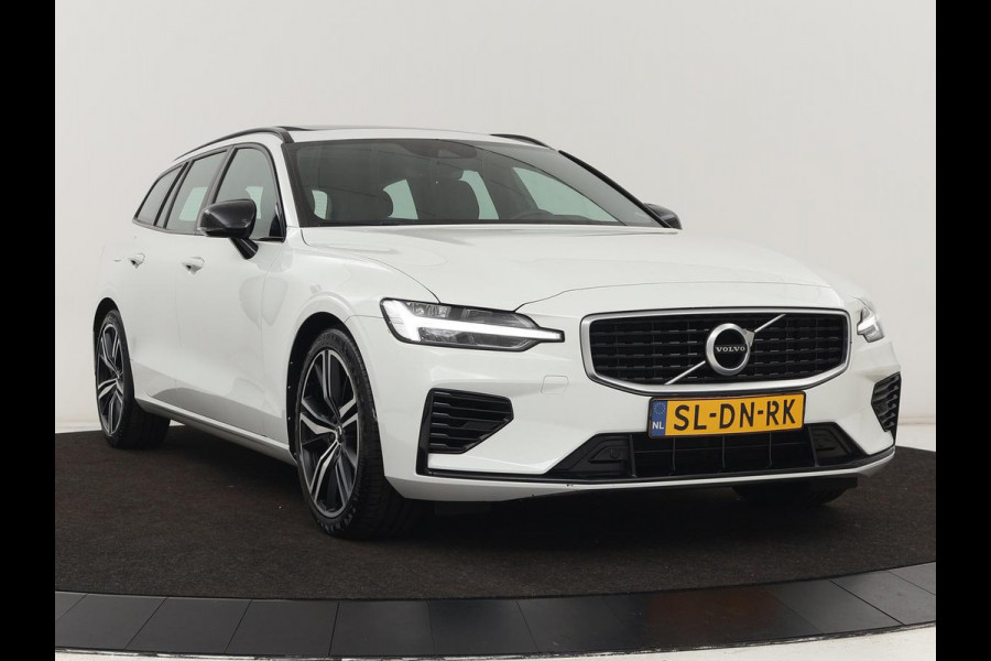 Volvo V60 2.0 T8 Recharge AWD R-Design | Panoramadak | Stoelventilatie | Harman/Kardon | Leder | Carplay | Camera | Memory | Stoelverwarming | Navigatie | PHEV | Plug In