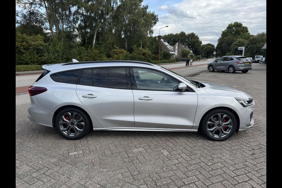 Ford FOCUS Wagon 1.0 EcoBoost Hybrid ST Line X | SCI | 155pk | Winterpack | Driver Assistance Pack Ford FOCUS Wagon 1.0 EcoBoost Hybrid ST Line X | SCI | 155pk | Winterpack | Driver Assistance Pack
