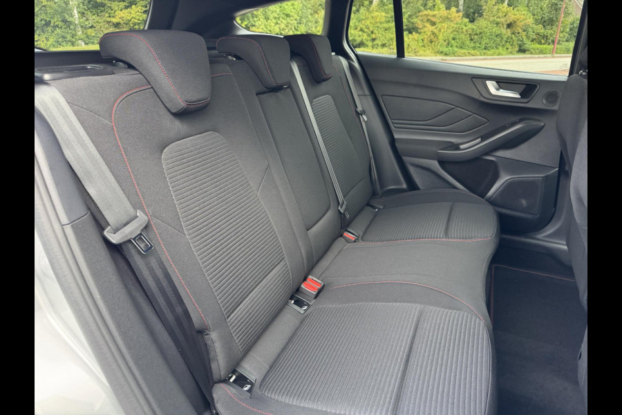 Ford FOCUS Wagon 1.0 EcoBoost Hybrid ST Line X | SCI | 155pk | Winterpack | Driver Assistance Pack Ford FOCUS Wagon 1.0 EcoBoost Hybrid ST Line X | SCI | 155pk | Winterpack | Driver Assistance Pack