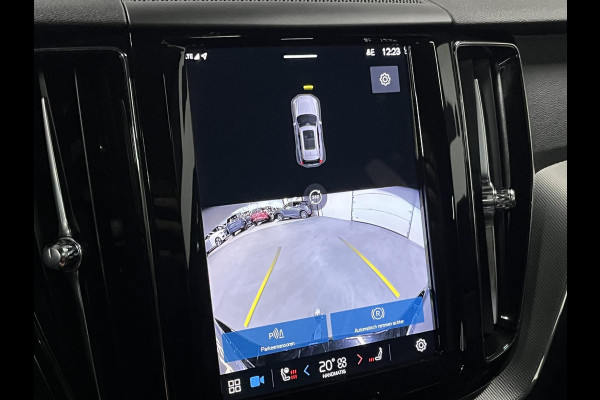 Volvo XC60 2.0 T6 Plug-in hybrid Black Edition | Open dak | Long Range | Trekhaak | Adapt. cruise control | Carplay |